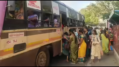 வயலூர் சாலையில் நெரிசல் மற்றும் பேருந்து பற்றாக்குறை மாணவர்களை கடுமையாக பாதிக்கிறது.